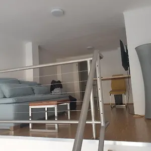 Design Gallery Center Apartment